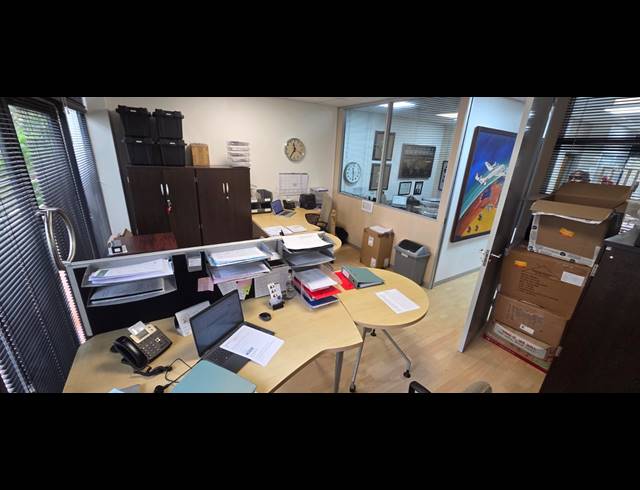 80M² OFFICE TO LET IN SOMERSET PARK